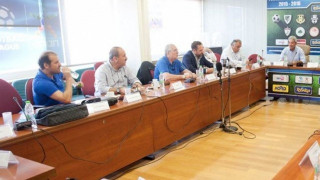 Συνεδριάζει                               τη Δευτέρα η Football League