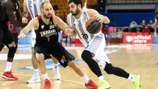 Στον Απόλλωνα Πατρών                                  ο Ντούβνιακ