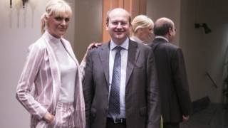 Κωστής Χατζηδάκης: «Καλώ όλους τους φαλακρούς να είναι... θαρραλέοι!»