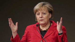 Για         τέταρτη    φορά υποψήφια καγκελάριος η Μέρκελ