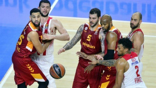 Ανέστησε... τη Γαλατά ο                   Ολυμπιακός