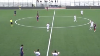 Viral-Σκηνικό έντασης στην Ιταλία: Το... fair play έγινε απίθανο γκολ από μακριά