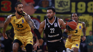 Άρης-ΠΑΟΚ: Το «ασπρόμαυρο» πάρτι στα αποδυτήρια και το... μπουγέλο στον Ζντοβτς!