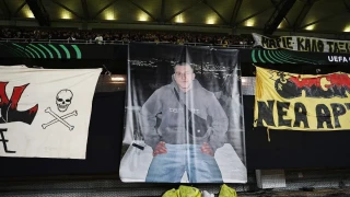 Τελέστηκε η κηδεία του 20χρονου στη Χαλκίδα – Το στεφάνι και το μήνυμα της ΑΕΚ