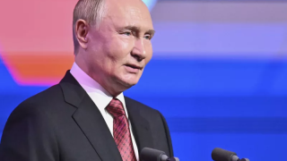 Ρωσία: «Lifting» με άρωμα Συμβουλίου Ασφάλεια για το Υπουργείο Άμυνας