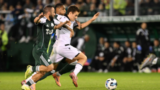 Ο Μπενίτεθ έδωσε στον Σιώπη τον ρόλο «σκιά του Ντέλια»