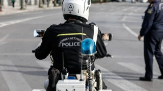 Άλιμος: «Δράκος» επιτίθεται σε γυναίκες-«Χούφτωσε τα γεννητικά μου όργανα»