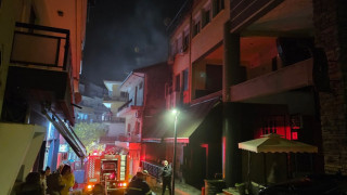Συναγερμός στα Γρεβενά: Φωτιά σε πολυκατοικία-Απεγκλωβίστηκαν πέντε άτομα