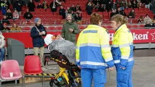 Συγκλονίζει ο φίλος του Άγιαξ, Πίτερ: Θέλει να δει ένα τελευταίο παιχνίδι πριν πεθάνει