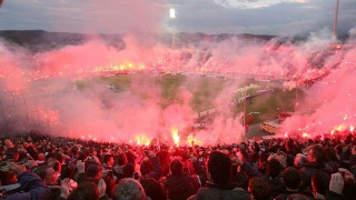 Στο σπίτι                            μου δε θα πάω;