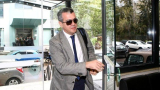 Ο υπερκοριός   «καίει»  και τον    Θεόδωρο Γιαννίκο…