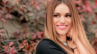 Σκληρή κριτική στην Ελένη Τσολάκη:  «Την είχε ξεχάσει κι ο Θεός...»