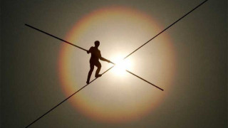 Φταίνε μόνο                             οι ιδιοκτήτες