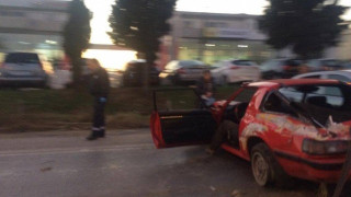 ΕΚΤΑΚΤΟ: Σύγκρουση τριών Ι.Χ. στην Ε.Ο Θεσσαλονίκης - Μουδανίων (ΦΩΤΟ)