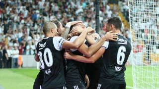 Στο χέρι της                              Μπεσικτάς