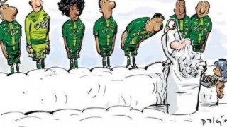 Η Football League τιμά τη                                  Σαπεκοένσε