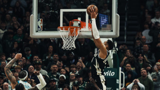 Έγραψε ιστορία ο Γιάννης Αντετοκούνμπο: Ξεπέρασε τον Τζαμπάρ!