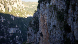 Κρήτη: Νεκρός 27χρονος που πήγε για κυνήγι και έπεσε σε χαράδρα