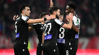 ΠΑΟΚ και Ραζβάν παρέδωσαν δωρεάν μαθήματα διαχείρισης μεγάλων αγώνων