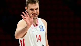 Περίπατος για τον Ολυμπιακό