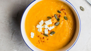 Η αντιφλεγμονώδης σούπα που κάνει για όλο τον χειμώνα