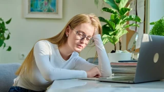 Ευρώπη: Σε ποια χώρα ζουν τα πιο δυστυχισμένα παιδιά