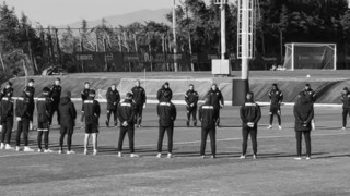 Πένθος στη Νέα Μεσημβρία: Ενός λεπτού σιγή στη μνήμη των 7 οπαδών του ΠΑΟΚ