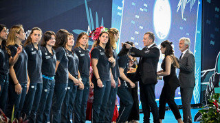 Εθνική γυναικών, η απονομή: Τα κορίτσια του πόλο στο τρίτο σκαλί του βάθρου