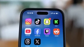 Τραγωδία στην Ινδία: Μητέρα πήρε τα τηλέφωνα από τις ανήλικες κόρες της και εκείνες πήδηξαν από το μπαλκόνι