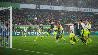 Ο Κουλιεράκης άνοιξε λογαριασμό στην Bundesliga κόντρα στη Ντόρτμουντ (vid)