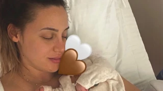 Γέννησε η Άννα Κορακάκη - Οι πρώτες φωτογραφίες από το μαιευτήριο