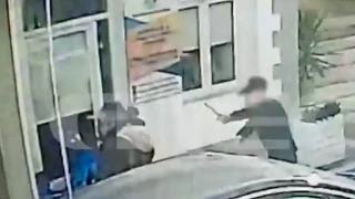 Πύλος: Ξυλοκόπησε κομμωτή γιατί δεν του... άρεσε το κούρεμα