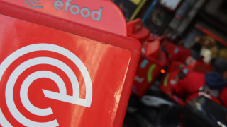 Τσικνοπέμπτη χωρίς delivery στη Θεσσαλονίκη: Απεργούν οι διανομείς της efood