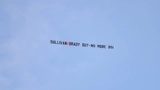 Γουέστ Χαμ: Οι οπαδοί έκραξαν τη διοίκηση με πανό σε αεροπλάνο