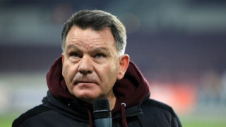 Κούγιας: «Διώχνει τα ελληνόπουλα και μαζεύει όλους τους αληταράδες»