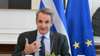 «Παρών» στη συνάντηση Μακρόν και Χριστοδουλίδη ο Μητσοτάκης