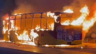 Ελβετία: Έξι άνθρωποι κάηκαν ζωντανοί μέσα σε λεωφορείο!