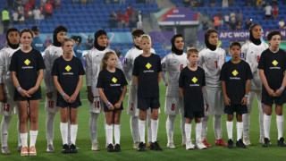 Οι Ιρανές ποδοσφαιρίστριες απέδρασαν κάτω από τη μύτη των φρουρών τους!