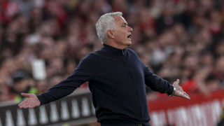 Χαμός στο φινάλε του Μπενφίκα-Πόρτο μετά από χειρονομίες του Μουρίνιο