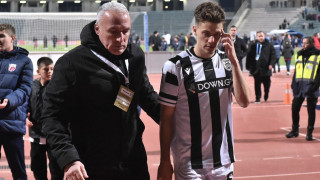 Μπορεί μόνο να πιαστεί από την ήρεμη σιγουριά του Κωνσταντέλια...