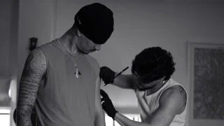 Μπέκαμ: Ποια είναι η Ελληνίδα μούσα που έκανε τατουάζ