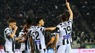 «Στ' άρματα, στ' άρματα, εμπρός στον αγώνα..»