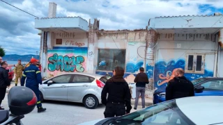 Κατέρρευσε μπαλκόνι στην Κόρινθο και σκότωσε γυναίκα