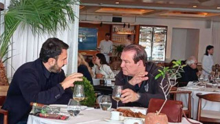 Μαζί στο Καβούρι Πρασσάς και Καρυπίδης