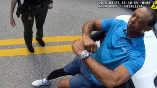 Βίντεο από τη σύλληψη του Τάιγκερ Γουντς: «Κοίταξα το τηλέφωνο μου και... μπαμ»