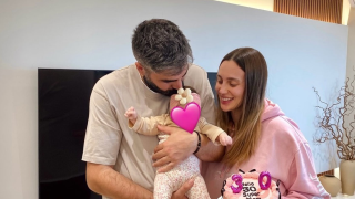 Αυτοτρολάρεται η Κορακάκη: «Δύσκολοι οι Ολυμπιακοί, μέχρι που γνώρισα το 3 π.μ. τάϊσμα»