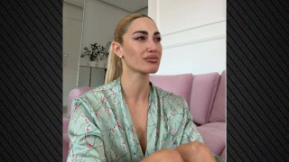 Τούνη: «Μου έχει μείνει η ρετσινιά της βίζ@@ και ο ένοχος προστατευμένος»