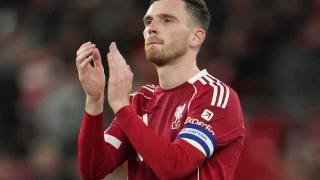 Ρόμπερτσον για την αποχώρηση του από τη Λίβερπουλ: «Δεν υπήρχε ποτέ συμβόλαιο στο τραπέζι»