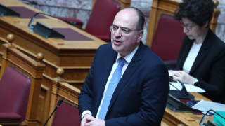 «Κάλυψη» σε Λαζαρίδη και αντεπίθεση με Συνταγματική Αναθεώρηση