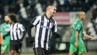 Τον λένε Φακούντο                 και είναι σκόρερ